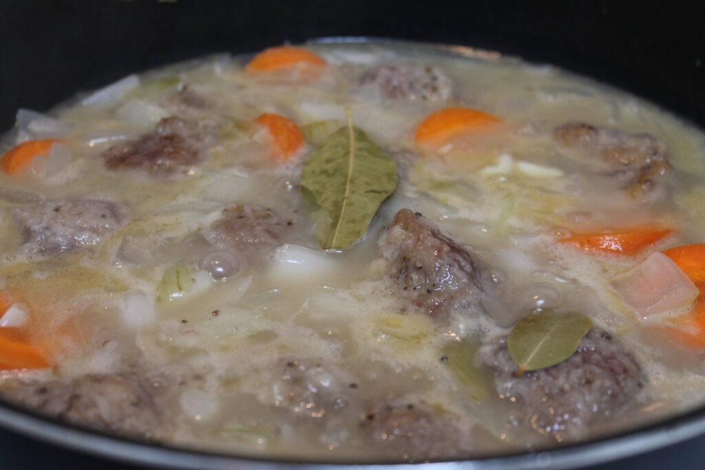 【スペイン料理レシピ】牛スネ肉のハルディネラ