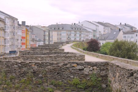 ルゴへの行き方